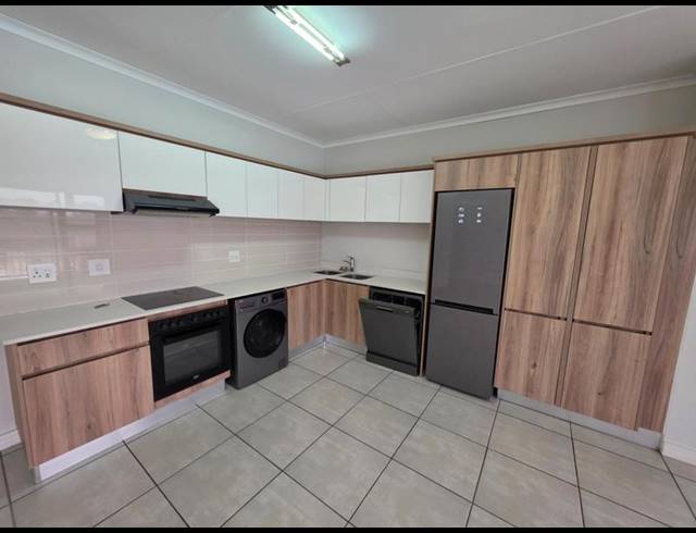 2 BEDROOM PROPERTY TO RENT IN BLYDE RIVERWALK ESTATE